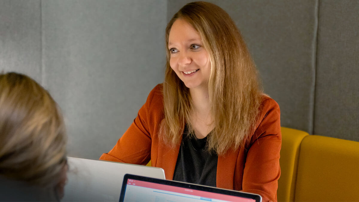 Employee development for values and standards, part-time on site.